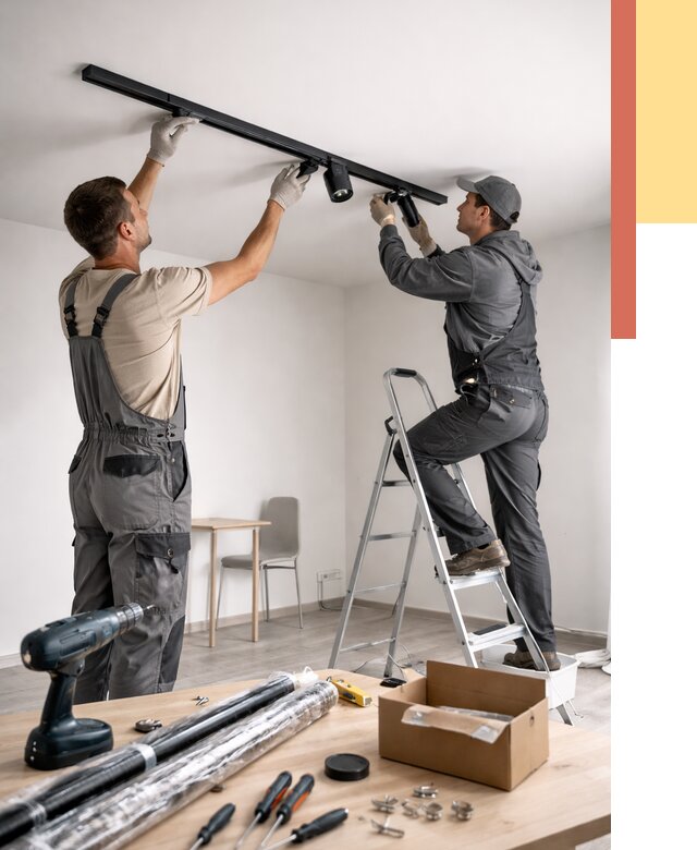 Установка трековых светильников в натяжной потолок в Азнакаево от 4310 руб. | ОТДЕЛОЧНИК-Знк